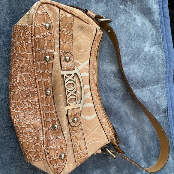 Xoxo baguette purse - Picture 3 of 8